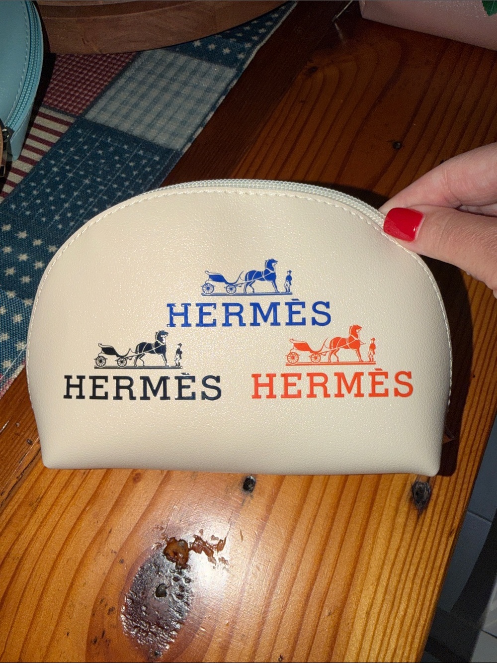 Makeup bag